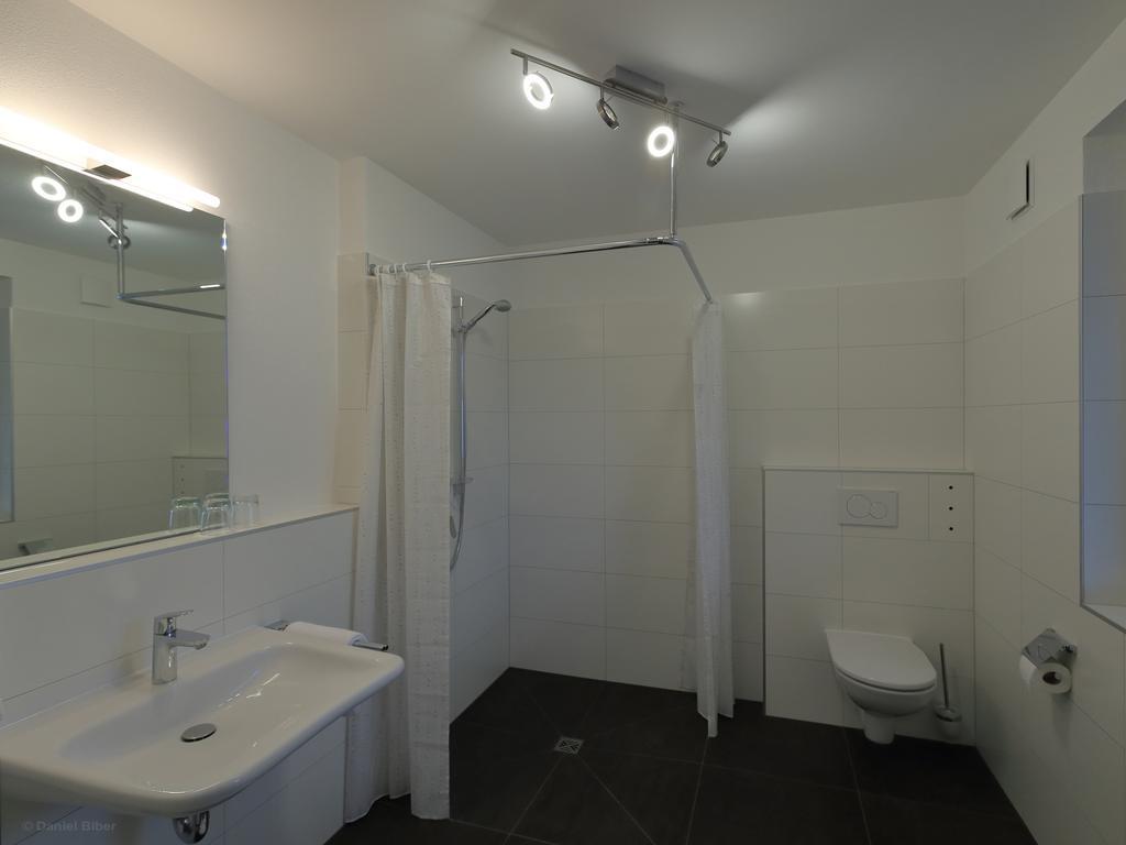 Hewen Apartments Энген Номер фото